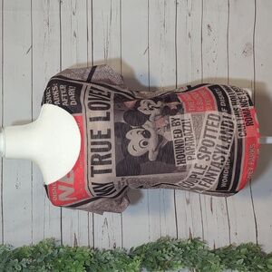 Disney Parks Authentic Mickey and Minnie Newsprint Newspaper‎ Graphic T-Shirt